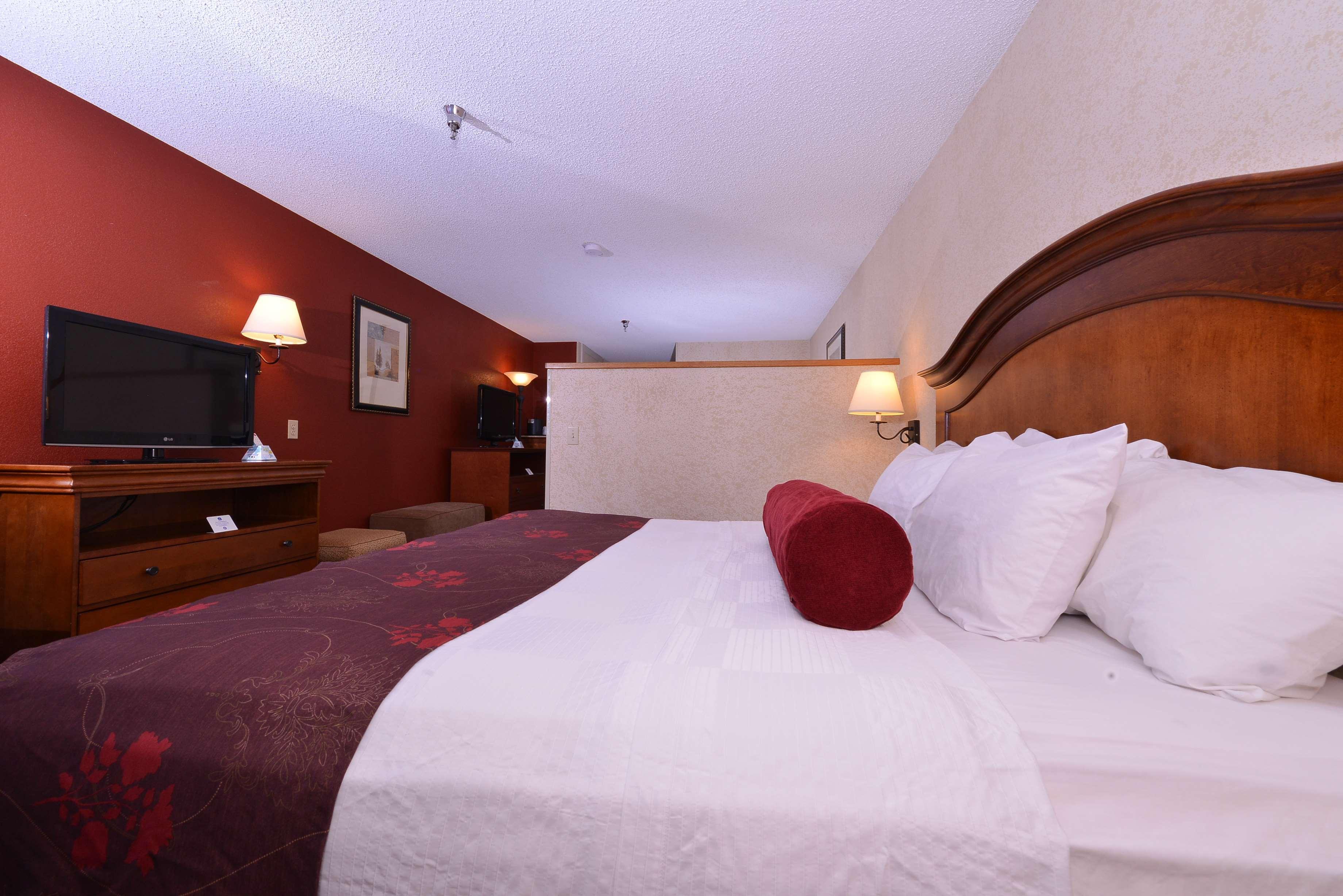 Best Western Plus Rama Inn Redmond Esterno foto