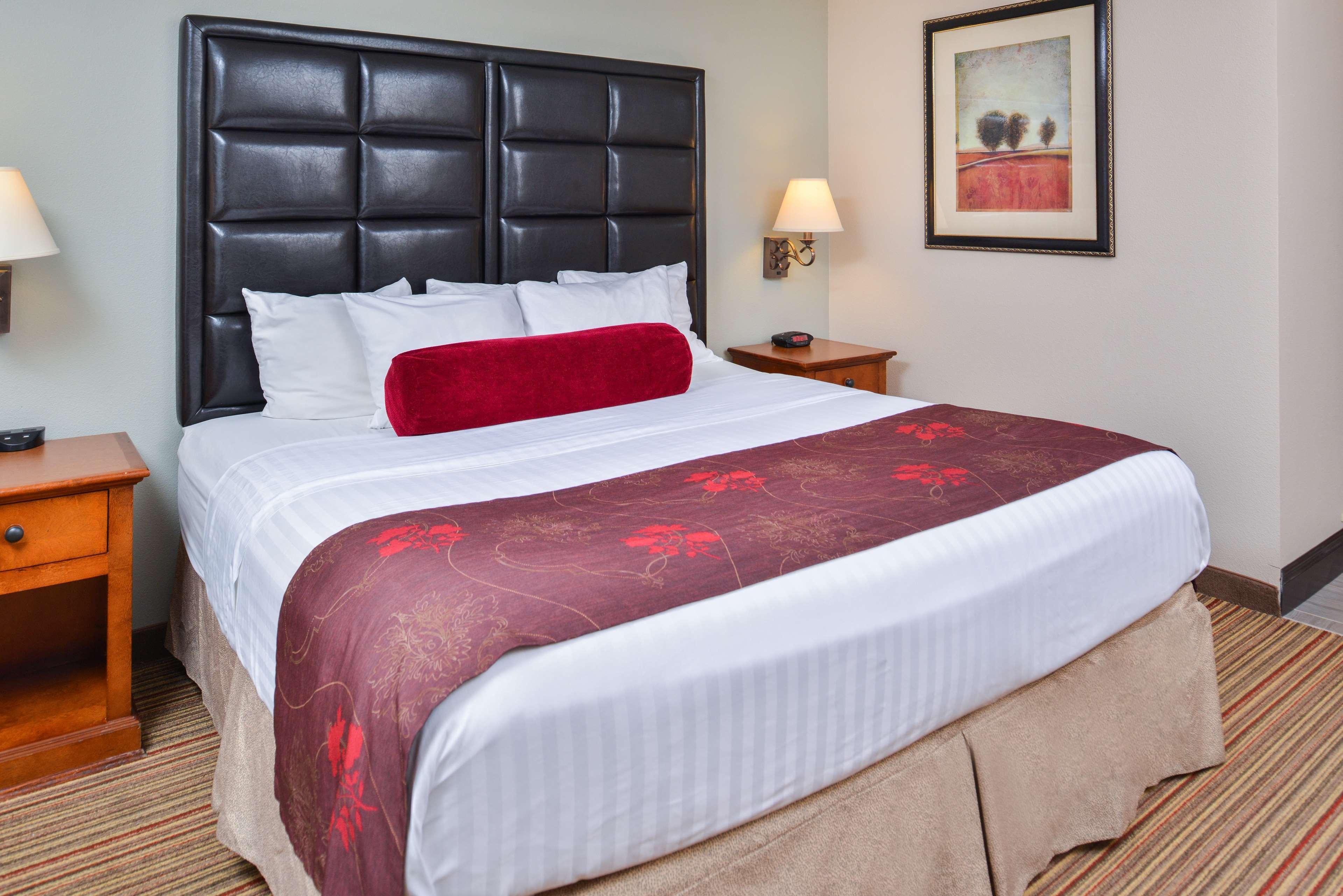 Best Western Plus Rama Inn Redmond Esterno foto