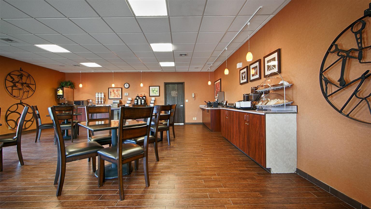 Best Western Plus Rama Inn Redmond Esterno foto